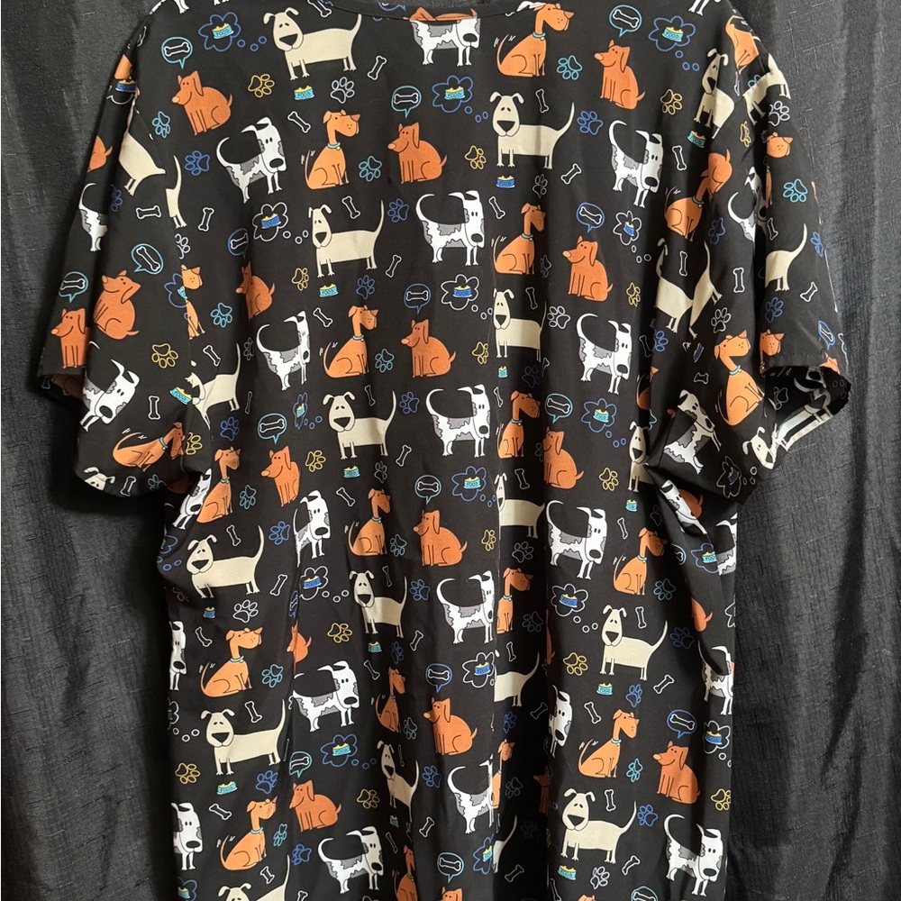 Zoe+Chloe Very Cute Black Dog Print Scrub Top 2X - Picture 5 of 16